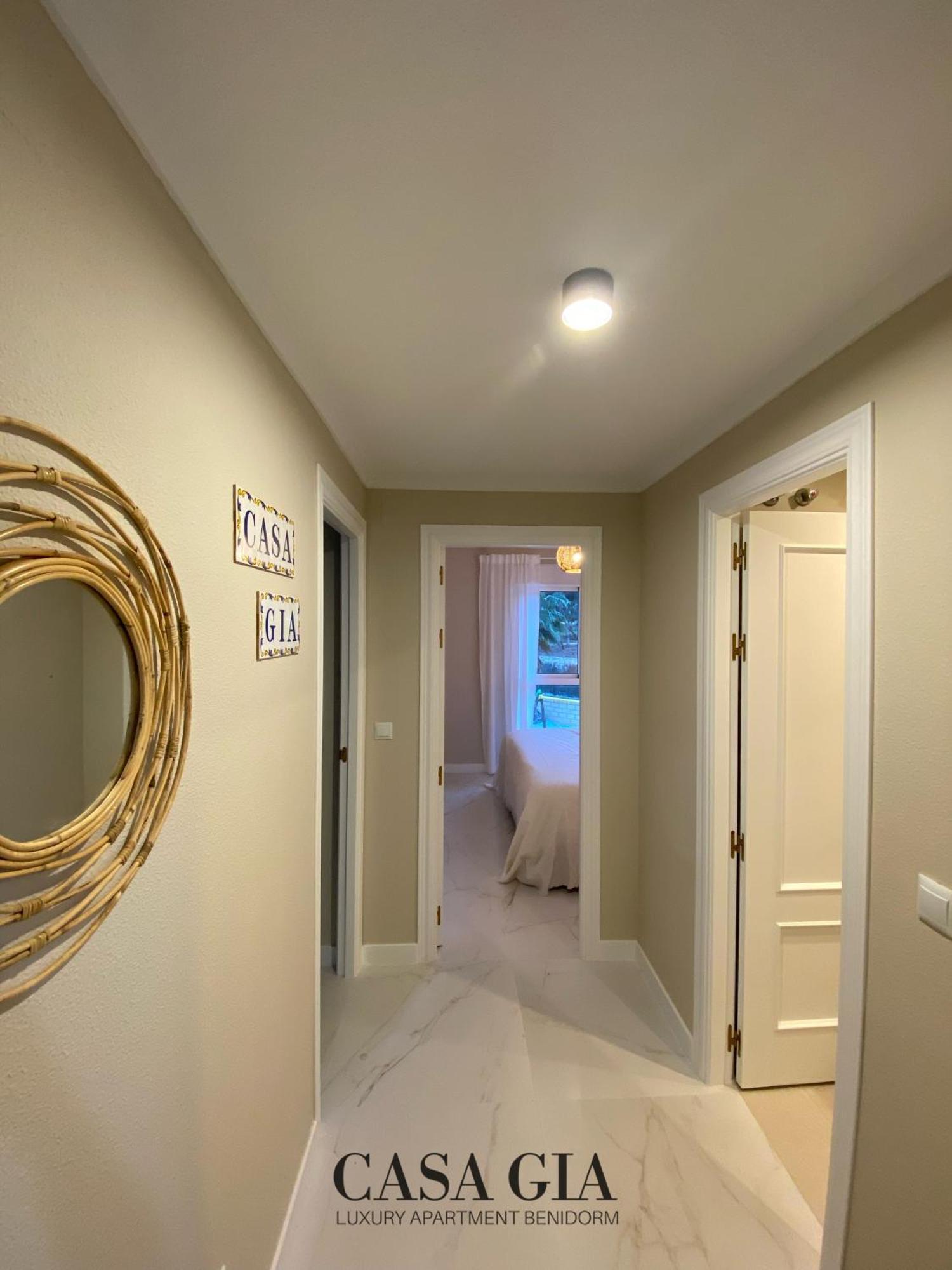 Casa Gia L Luxury Apartment 베니돔 외부 사진